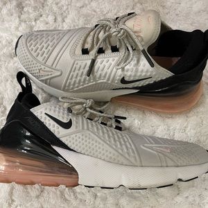Comfortable. Selling because my feet grew Post having my baby but I love them!!